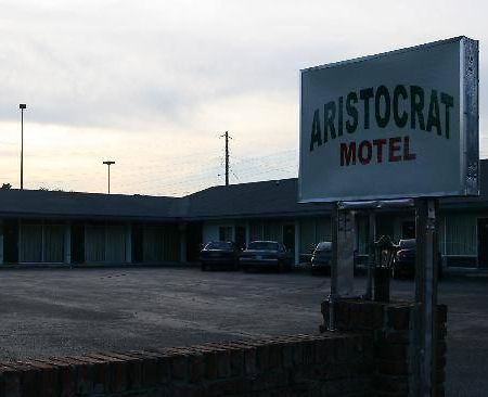 Aristocrat Motor Inn Bolivar ภายนอก รูปภาพ