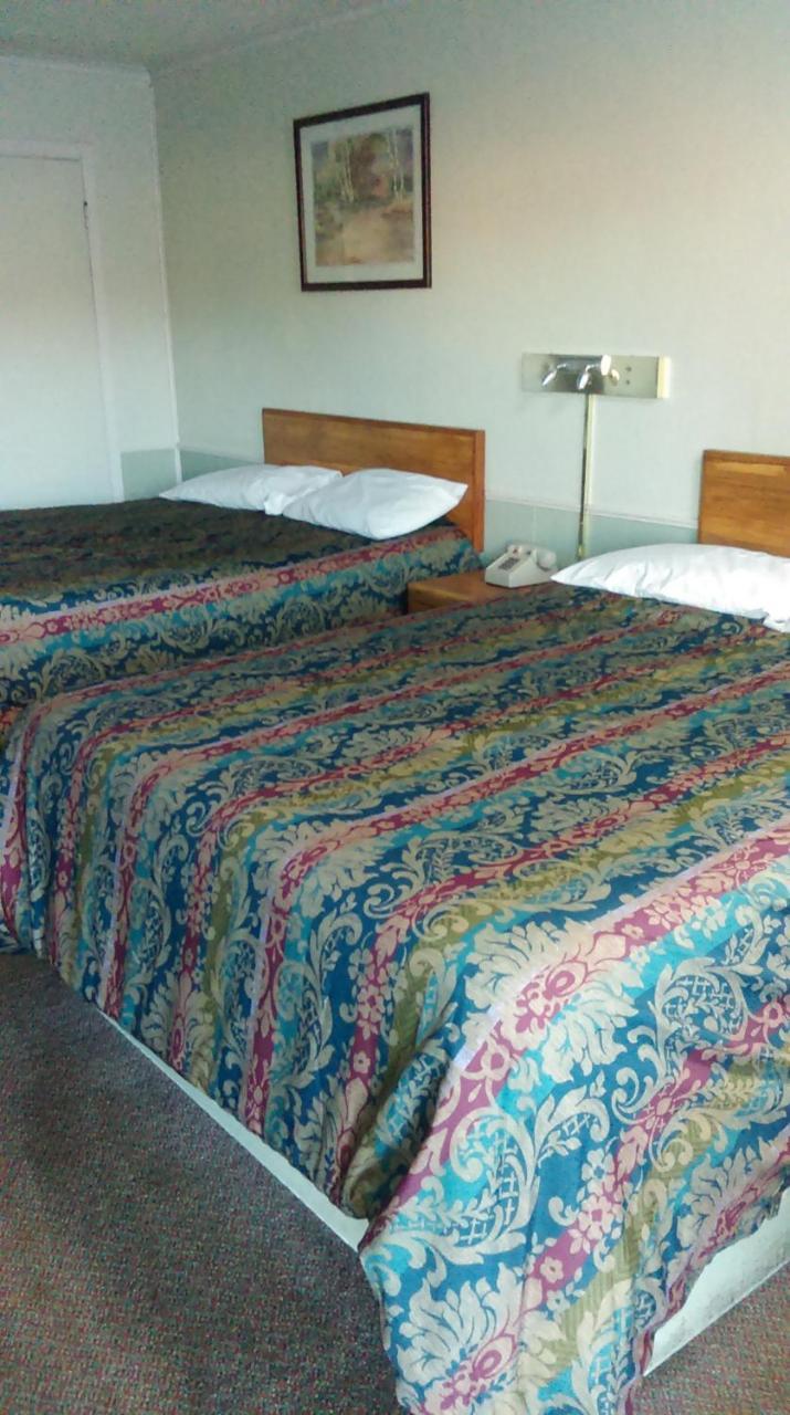 Aristocrat Motor Inn Bolivar ภายนอก รูปภาพ